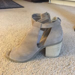 Size 8 Sole Society Heeled Booties